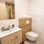 Hozi House -4 Cozy Apartment's شقة *