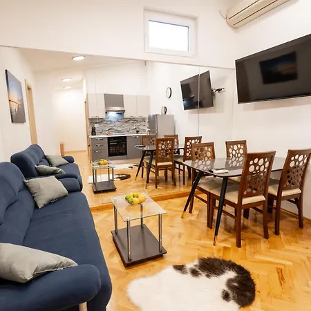 Hozi House -4 Cozy Apartment's * 卢布尔雅那