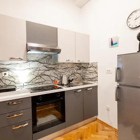 Apartment Hozi House *