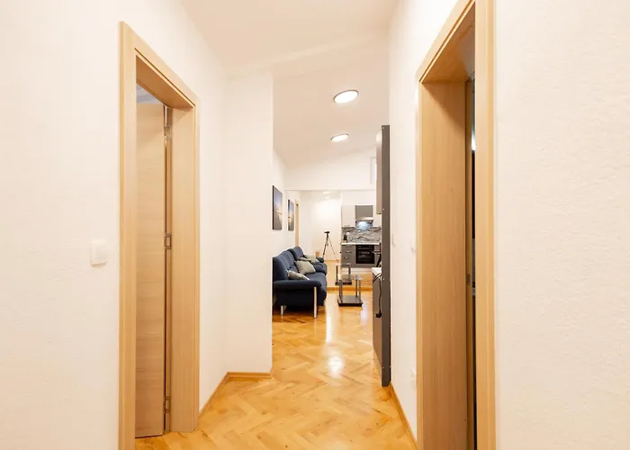 Hozi House -4 Cozy Apartment's * ليوبليانا