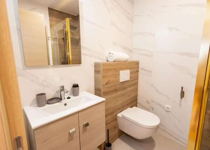 Hozi House -4 Cozy Apartment's شقة *