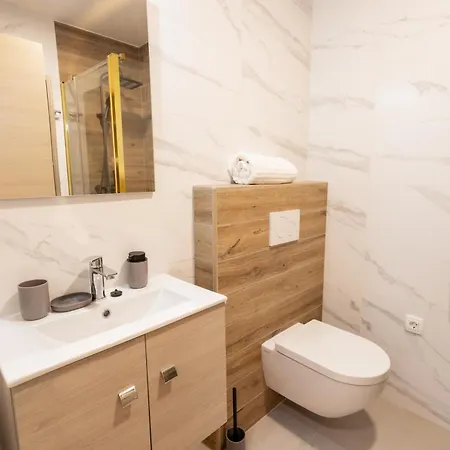 Hozi House -4 Cozy Apartment's Free Parking Apartamento *